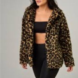 Volcom Brown and Black Teddy Jacket Plush Faux Fur NWT M